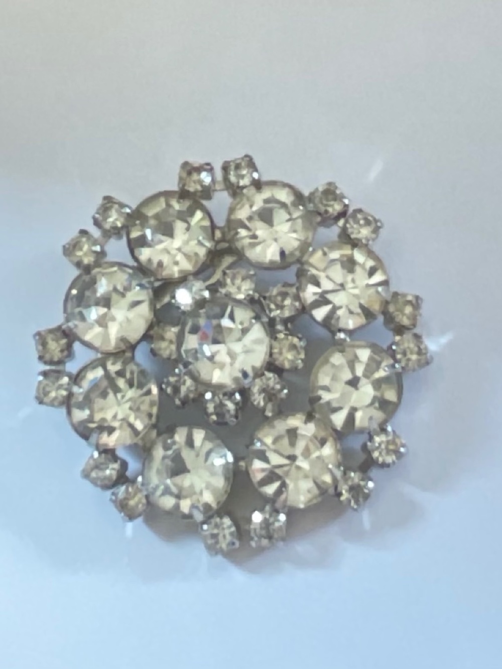 VINTAGE  BROOCH , perfect peice